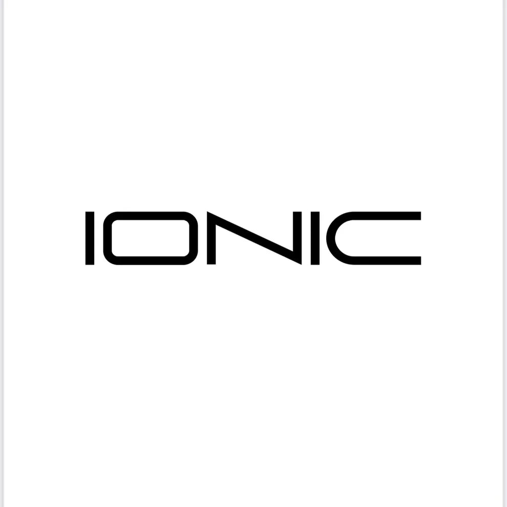 Ionic 9 inch spot lamp with white drl